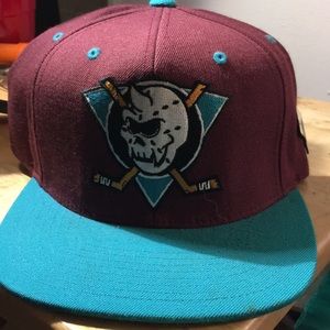 Mishka snap back